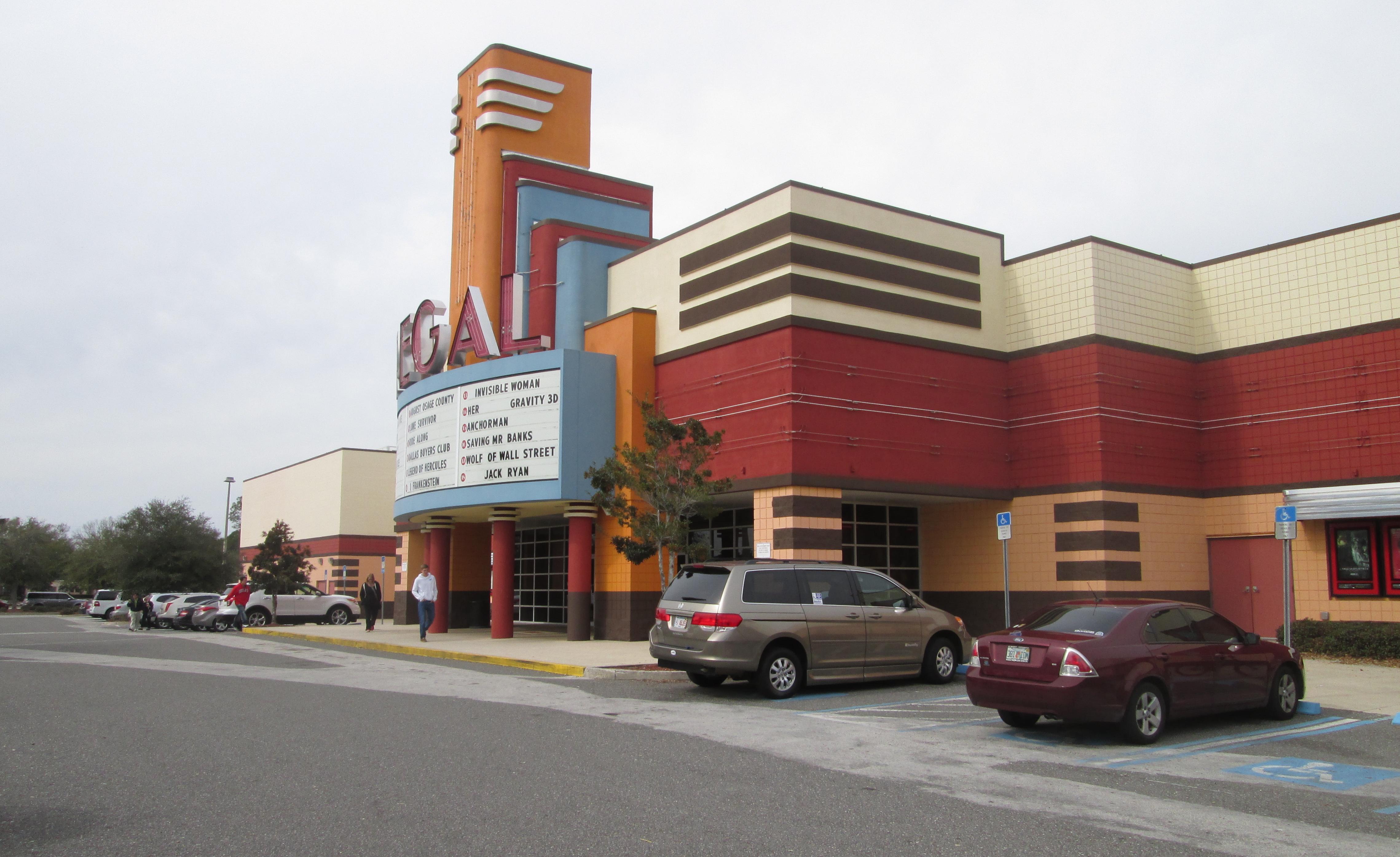 Regal Beach Boulevard 18